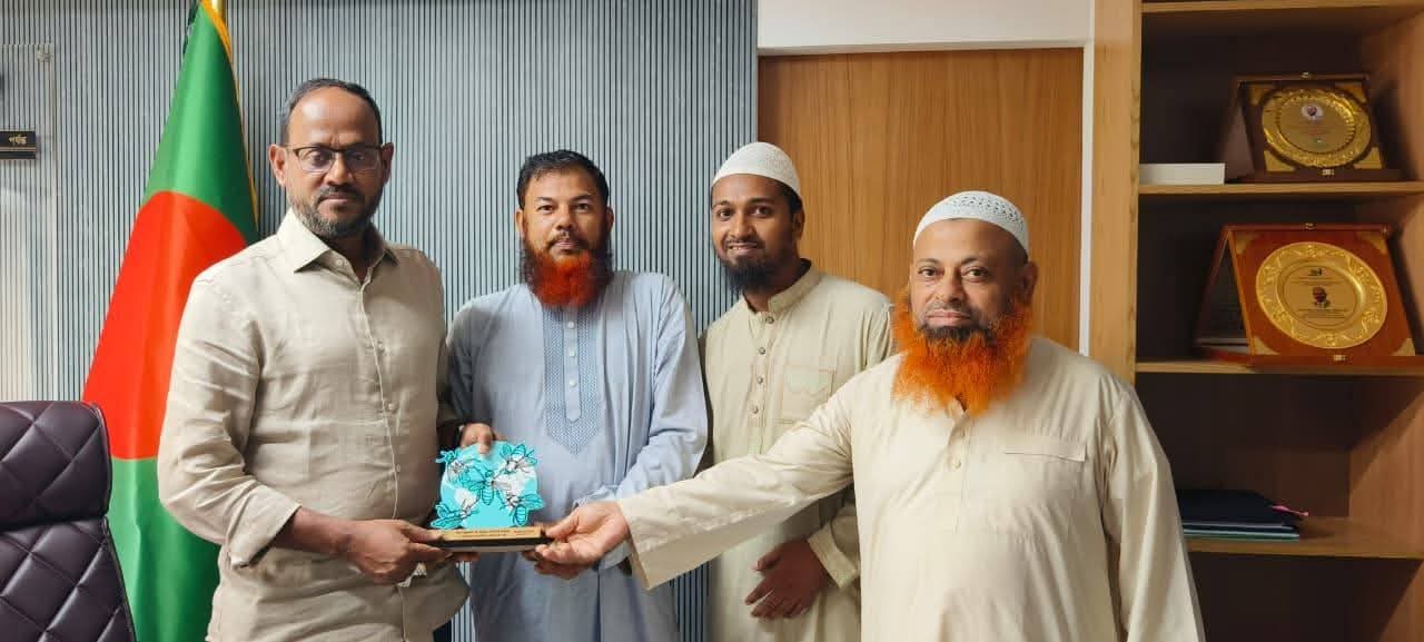 বিশ্ব মৌমাছি দিবস উপলক্ষে প্রতিমন্ত্রী টুকুর সঙ্গে বাংলাদেশ বি-কিপার্স এসোসিয়েশনের সৌজন্য সাক্ষাৎ