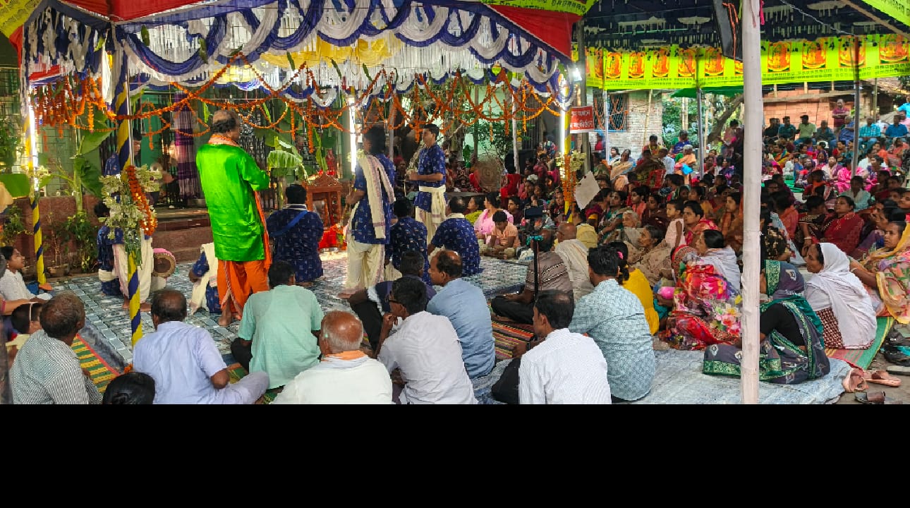 কলারোয়ায় বিনম্র শ্রদ্ধা আর ভালোবাসায় গণহত্যায় পালপাড়ার শহিদদের স্মরণ