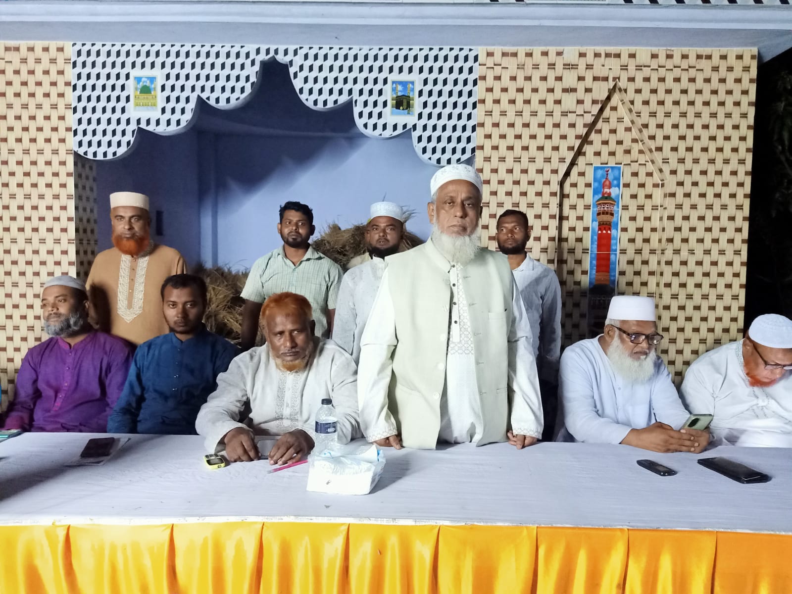লাঙ্গলঝাড়ায় কর্মী সমাবেশে মানুষের কথা শুনলেন এমপি, উন্নয়নের আশ্বাস