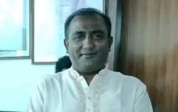 আশাশুনির কুল্যা ইউপি চেয়ারম্যান ওমর সাকি পলাশসহ আটক ৮