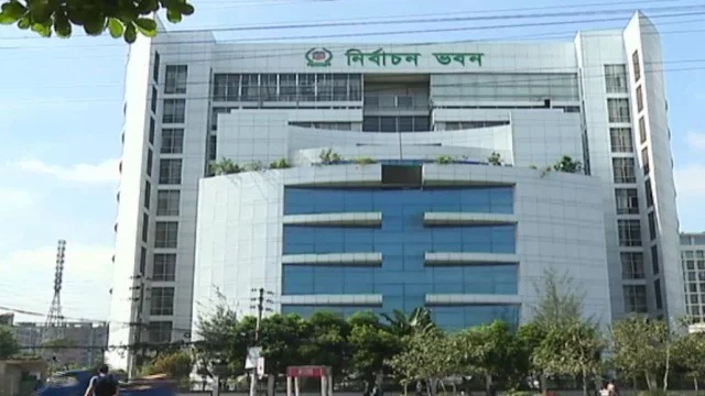 স্থানীয় সরকার নির্বাচনে আচরণবিধি হালনাগাদে উদ্যোগ, কী বলছেন বিশ্লেষকেরা
