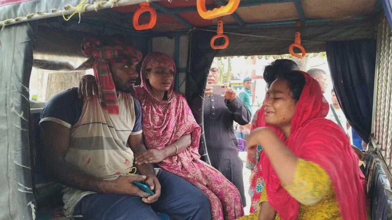 সরকারি খালকে কেন্দ্র করে শ্যামনগরে সংঘর্ষ; জামায়াত-শিবিরের নেতাকর্মীসহ কয়েকজন আহত