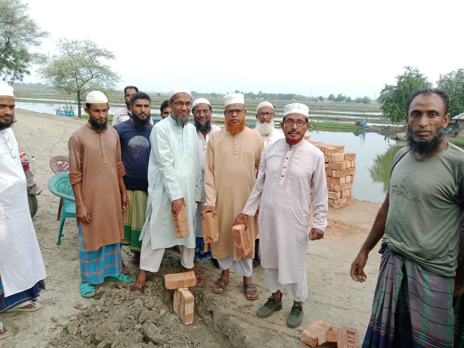 নূরনগরে ৫০০ ফুট ইটের সোলিং রাস্তার নির্মাণকাজ উদ্বোধন।