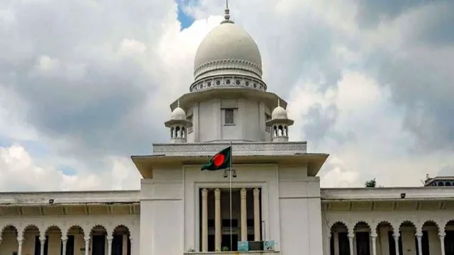 সুপ্রিম কোর্টের পৃথক সচিবালয় প্রতিষ্ঠায় হাইকোর্টের দেওয়া রায় স্থগিত
