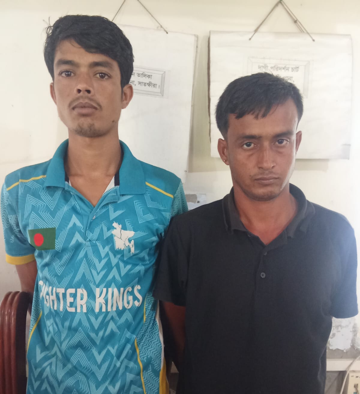 আশাশুনিতে ২০ পিস ইয়াবাসহ দুই মাদক ব্যবসায়ী গ্রেপ্তার