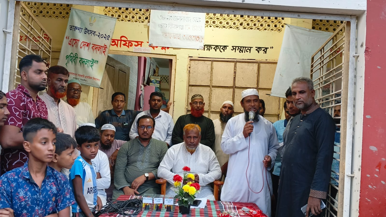 কলারোয়ার জালালাবাদে জুলাই স্মৃতি ৮ দলীয় ফুটবল টুর্নামেন্টের ফাইনাল খেলা অনুষ্ঠিত