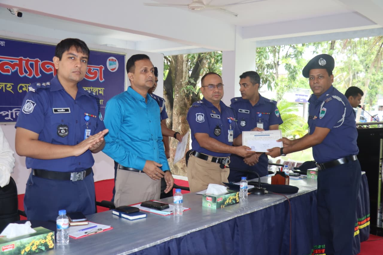 শ্যামনগর থানার ওসি সাফিউল ইসলাম পাটোয়ারী সাতক্ষীরার শ্রেষ্ঠ ওসি নির্বাচিত