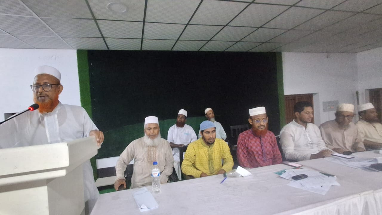 সাতক্ষীরায় জামায়াতের গণসংযোগ শীর্ষক ওরিয়েন্টেশন  কল্যাণমুখী রাষ্ট্র গড়তে সবাইকে ঐক্যবদ্ধভাবে কাজ করার আহ্বান জেলা জামায়াত আমীরের