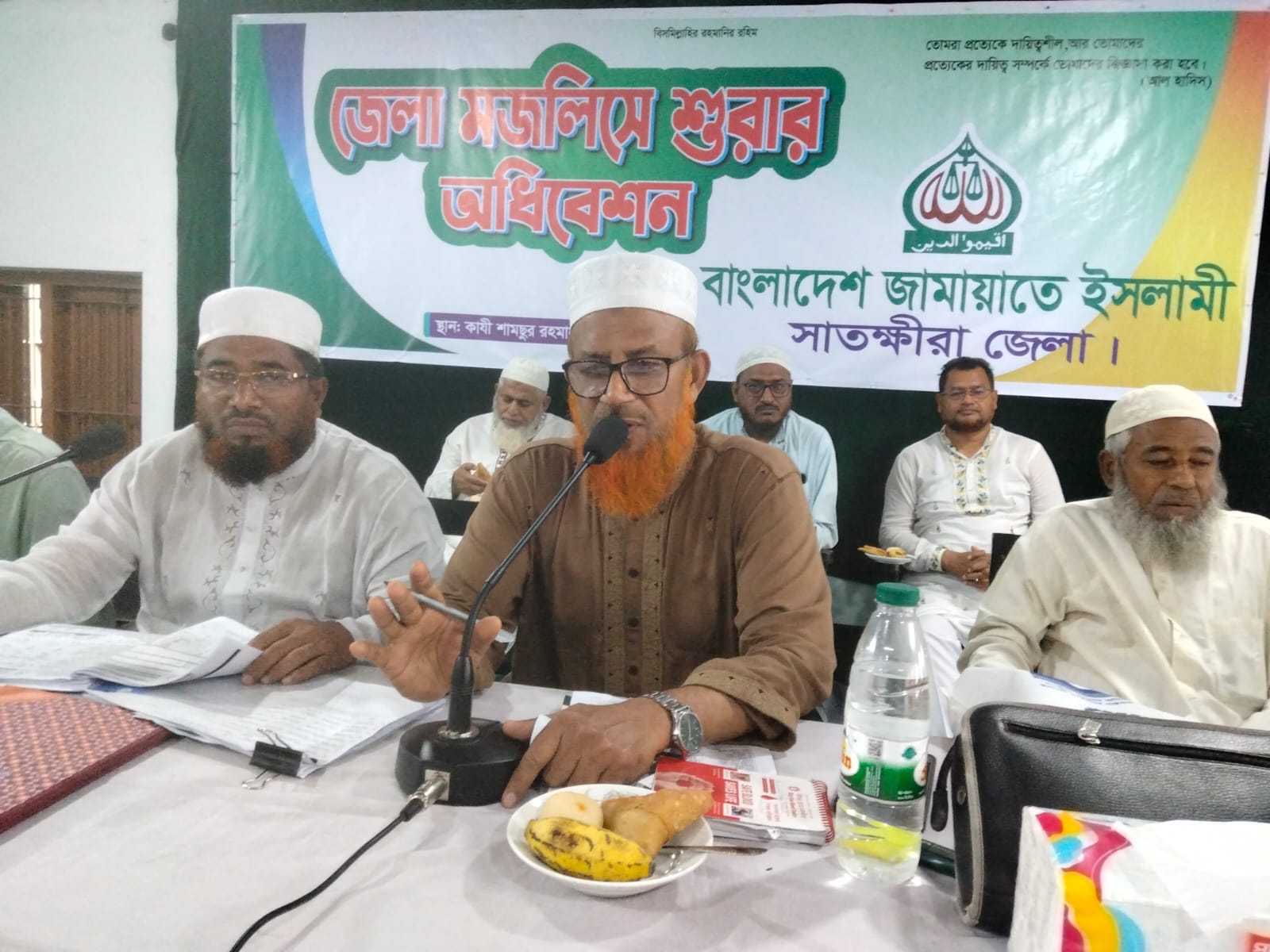 জুলাই সনদ বাস্তবায়ন ও আইন-শৃঙ্খলা নিয়ে উদ্বেগ প্রকাশ জেলা জামায়াতের শুরা বৈঠকে