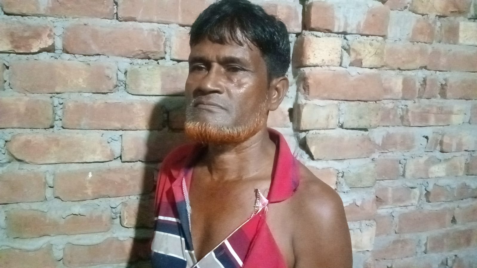 খাজরায় ধান খাওয়াকে কেন্দ্র করে বৃদ্ধকে মারধরের অভিযোগে থানায় লিখিত অভিযোগ