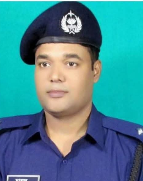 ছাত্রদলের তীব্র আন্দোলনের মুখে আল্টিমেটামের ৪৮ ঘণ্টার আগেই সাতক্ষীরা সদর থানার ওসি প্রত্যাহার