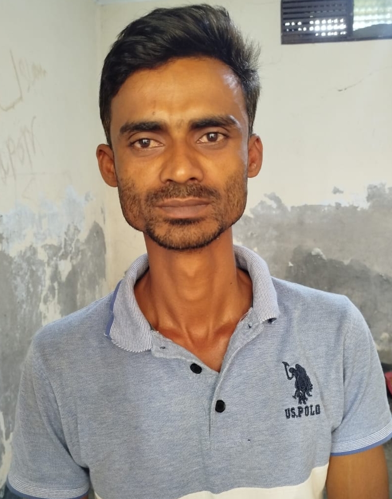 আশাশুনিতে ১০ পিস ইয়াবা ও নগদ টাকাসহ মাদক ব্যবসায়ী গ্রেপ্তার