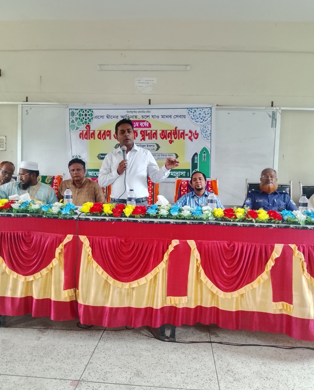 কলারোয়া আলিয়া কামিল মাদ্রাসায় আলিম প্রথম বর্ষের নবীন বরণ ও সুপেয় পানি প্রকল্পের উদ্বোধন
