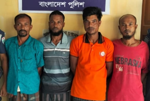 আশাশুনিতে পুলিশের অভিযানে ইয়াবাসহ গ্রেফতার-৪