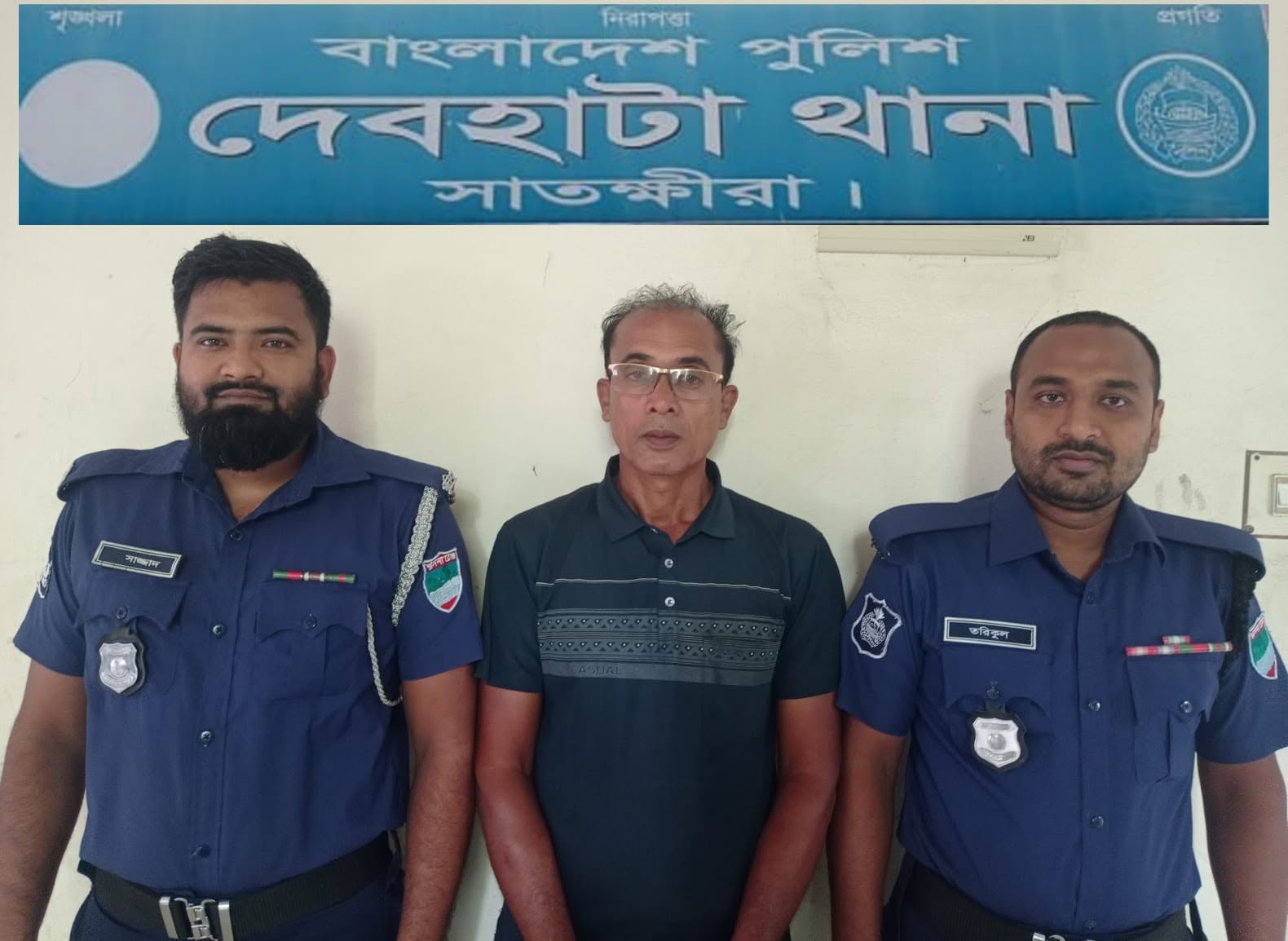দেবহাটায় অস্ত্রের মুখে পোল্ট্রি খামারে হামলা-লুটের মুলহোতা গ্রেপ্তার
