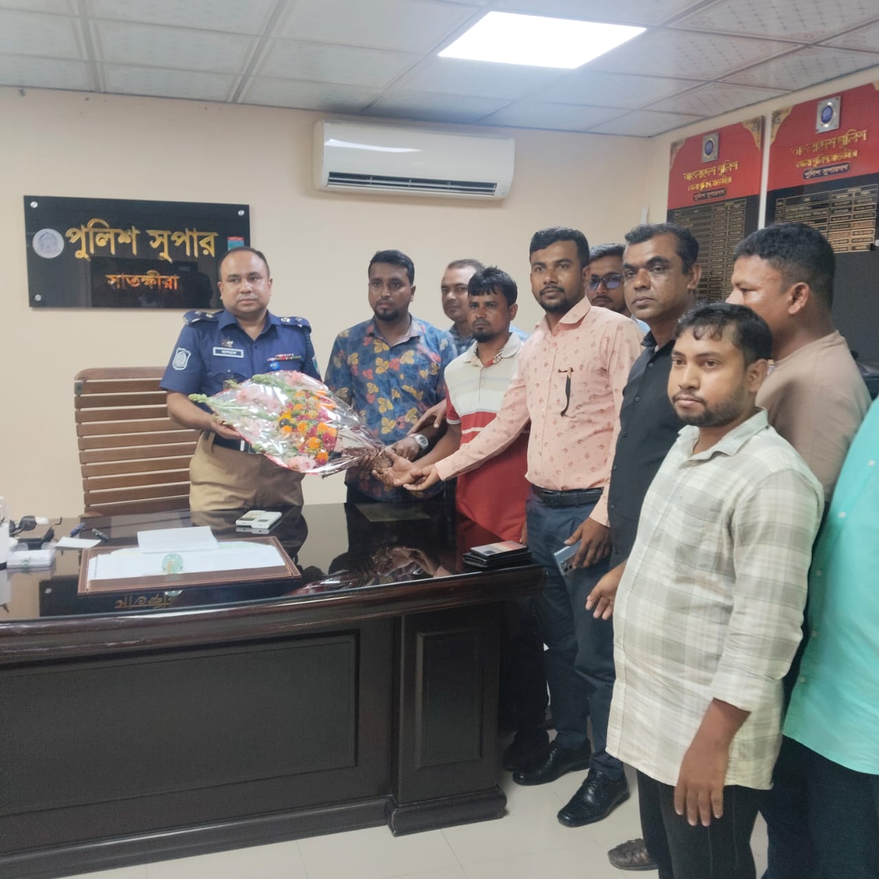 সাতক্ষীরায় পুলিশ সুপারের সাথে জেলা যুব অধিকার পরিষদের নবগঠিত কমিটির মতবিনিময় ও শুভেচ্ছা বিনিময়