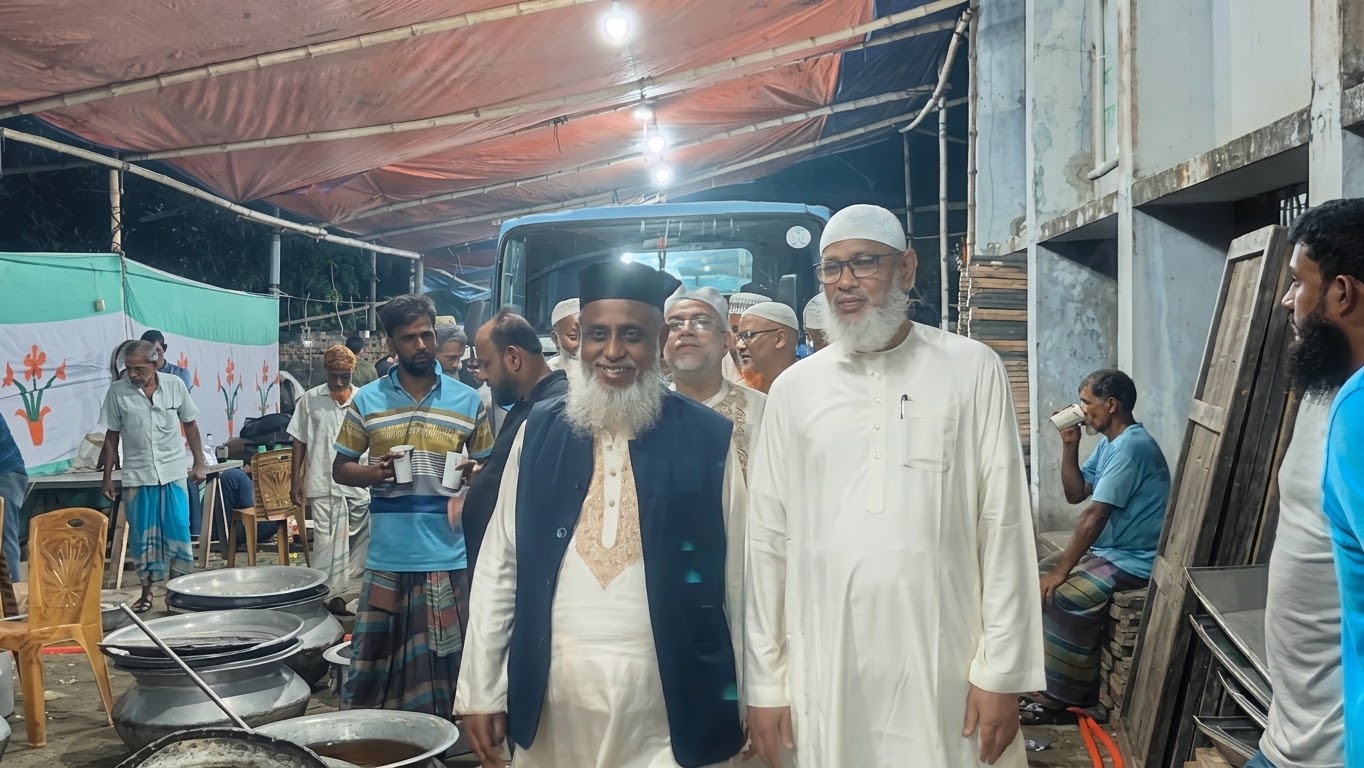 লংমার্চ উপলক্ষে ঢাকা থেকে আগত মেহমানদের আপ্যায়নের প্রস্তুতি পরিদর্শনে সংসদ সদস্য ইজ্জত উল্লাহ ও আব্দুল খালেক