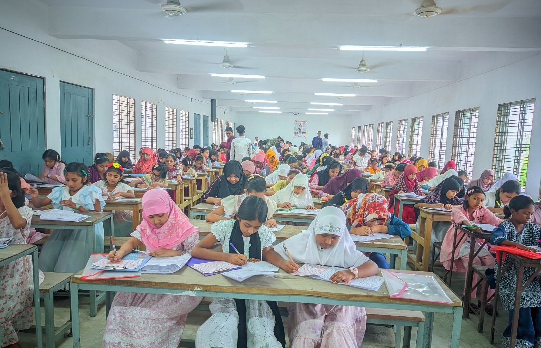 কলারোয়ায় শান্তিপূর্ণ পরিবেশে অনুষ্ঠিত হলো কিশোর কণ্ঠ মেধাবৃত্তি পরীক্ষা-২০২৬ শিক্ষার্থী ও অভিভাবকদের প্রশংসা, মেধা বিকাশে এমন উদ্যোগ অব্যাহত রাখার আহ্বান